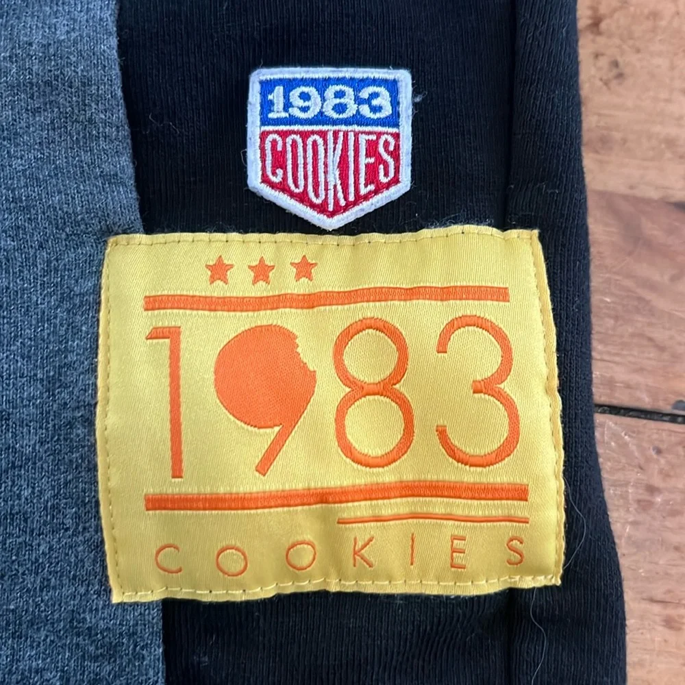 Cookies Colores Fleece Sweatshorts size L - Picture 7 of 12